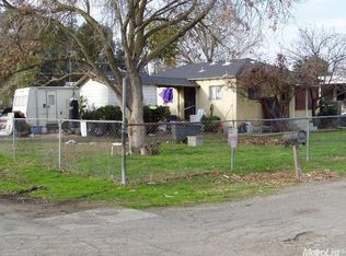 24105 W Center St, Los Banos, CA 93635
