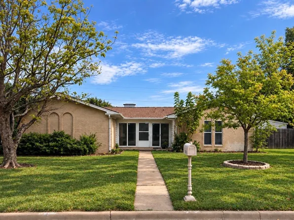 3001 S Murco Dr, Mineral Wells, TX 76067