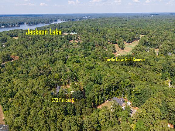 4th image of 673 Pelican Cir