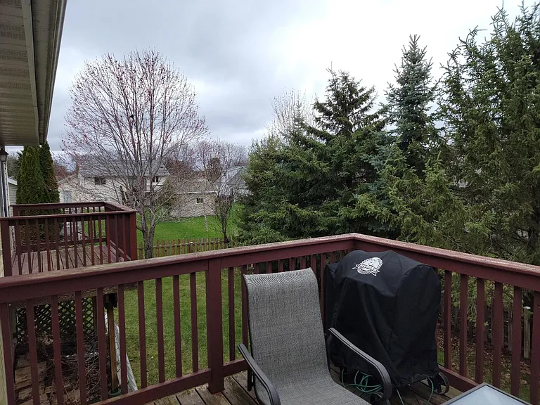 14 Columbia Ct — Photo 24