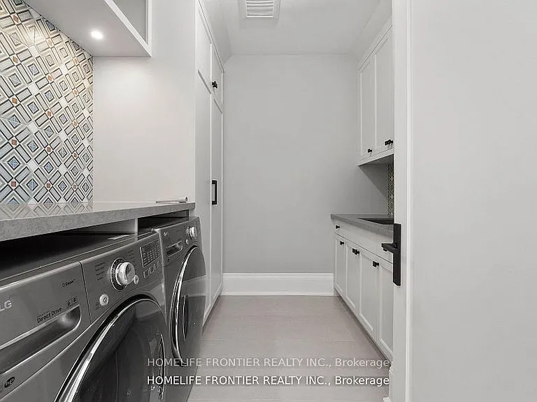 8 Vesta Dr — Photo 25