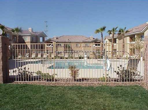 1st image of 1050 E Cactus Ave Unit 1044