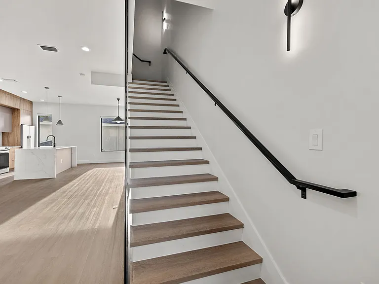 2507 N Massachusetts Ave #2 — Photo 17