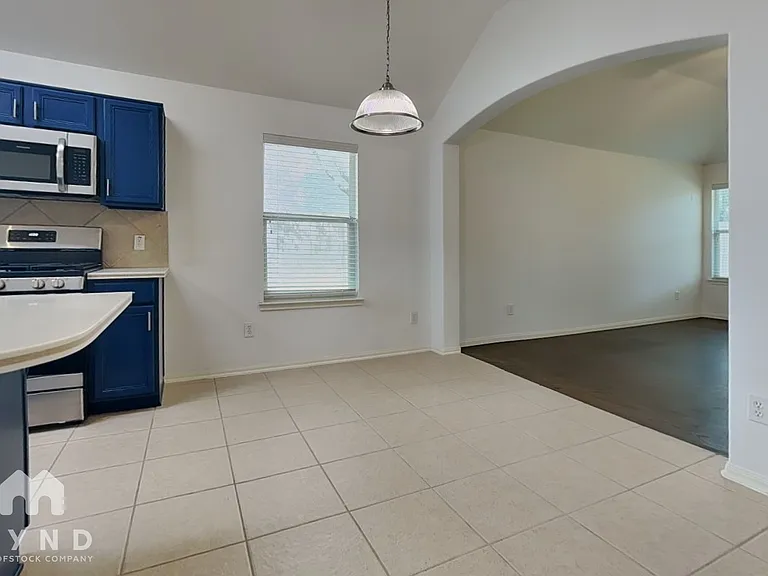 14 E Sage Creek Pl — Photo 3