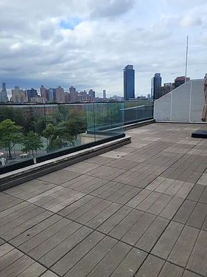 Rented by Bond New York | media 8