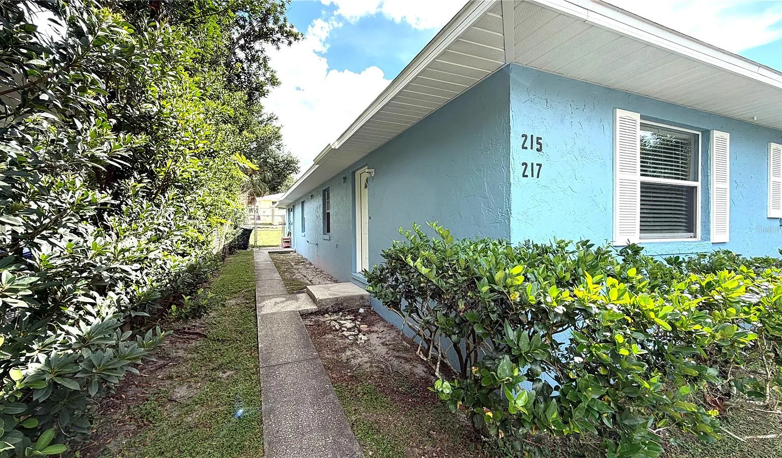 2 bed, 1.0 bath, 900 sqft, $1,300 — Photo 1