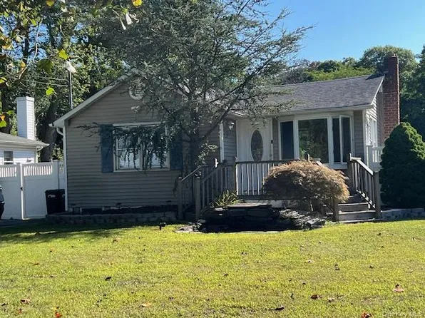 53 Biltmore Drive, Mastic Beach, NY 11951