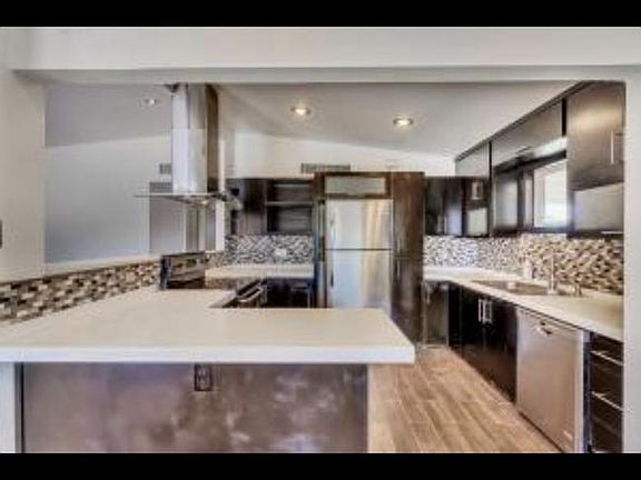 2nd image of 3511 Hixson St