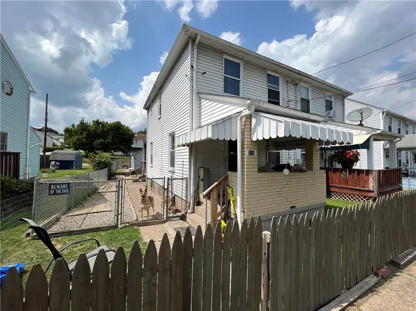 559 Farnsworth Ave, Clairton, PA 15025