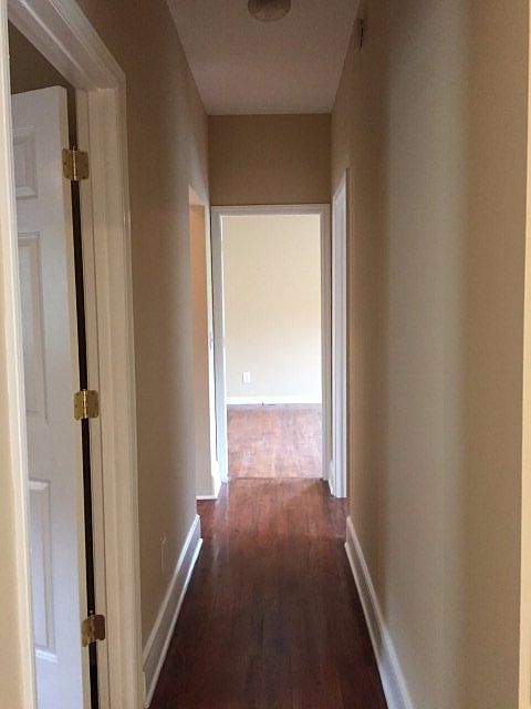 1st image of 404 E Capitol St NE