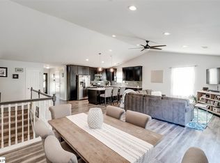 210 Day Break Ct, Taylors, SC 29687