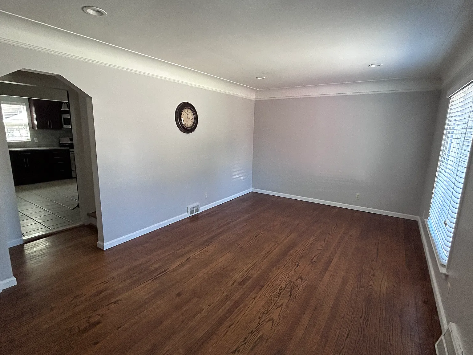 2 bed, 1400 sqft, $2,200 — Photo 3