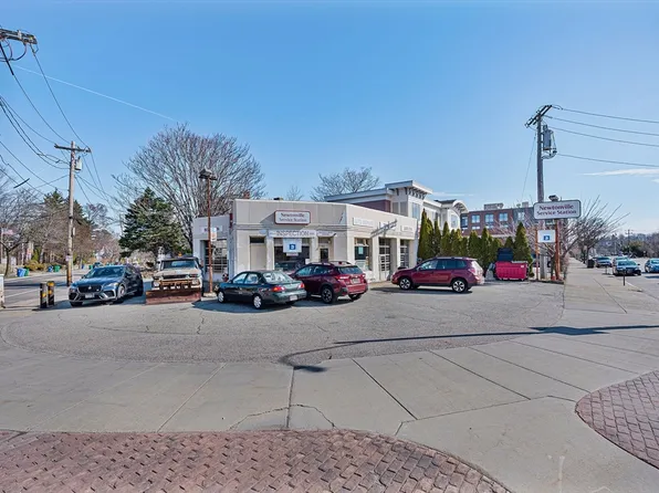 911 Washington Street Lowell Ave, Newtonville, MA 02460