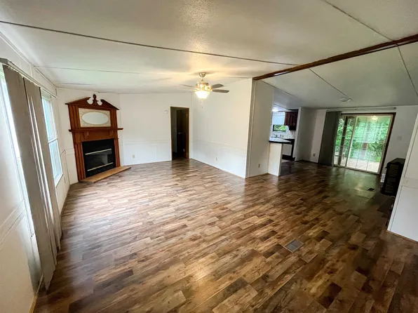 29 County Road 512, Hanceville, AL 35077