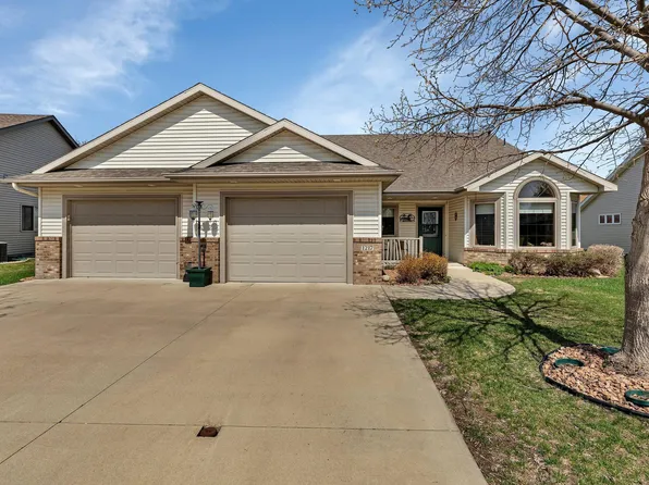 1217 Willow Pond Dr, Waite Park, MN 56387