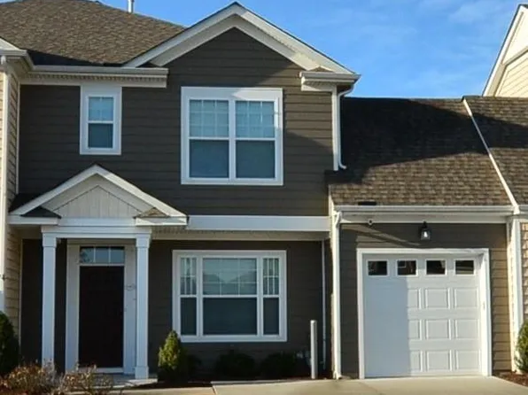 1953 Canning Pl, Chesapeake, VA 23322