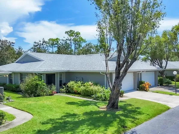 3909 Center Gate Cir #5, Sarasota, FL 34233