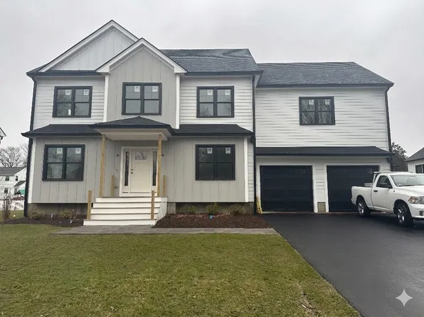 27 Brothers Way, Norwood, MA 02062