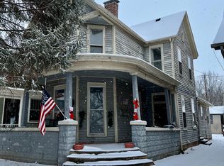 818 SE Riverside Dr APT B, Evansville, IN 47713