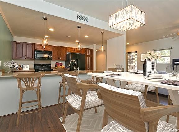 4th image of 530 Kunehi St