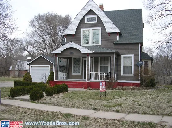 114 Roger Welsch Ave W, Dannebrog, NE 68831