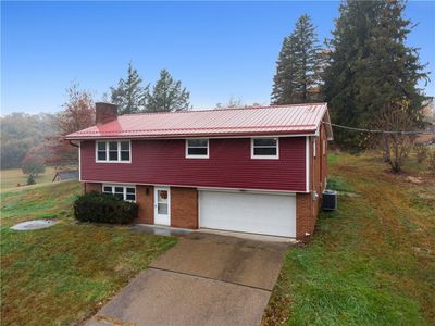 8232 Steubenville Pike N, Mc Donald, PA, 15057