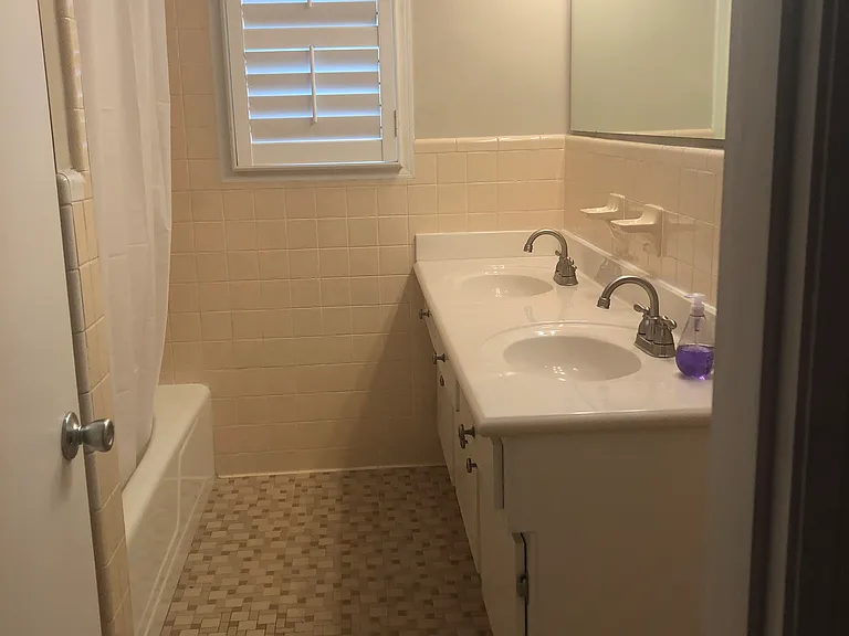 4206 Colton Dr — Photo 80