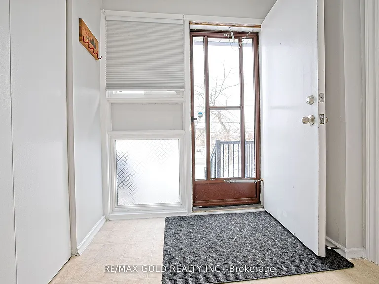 130 Duncanwoods Dr — Photo 16