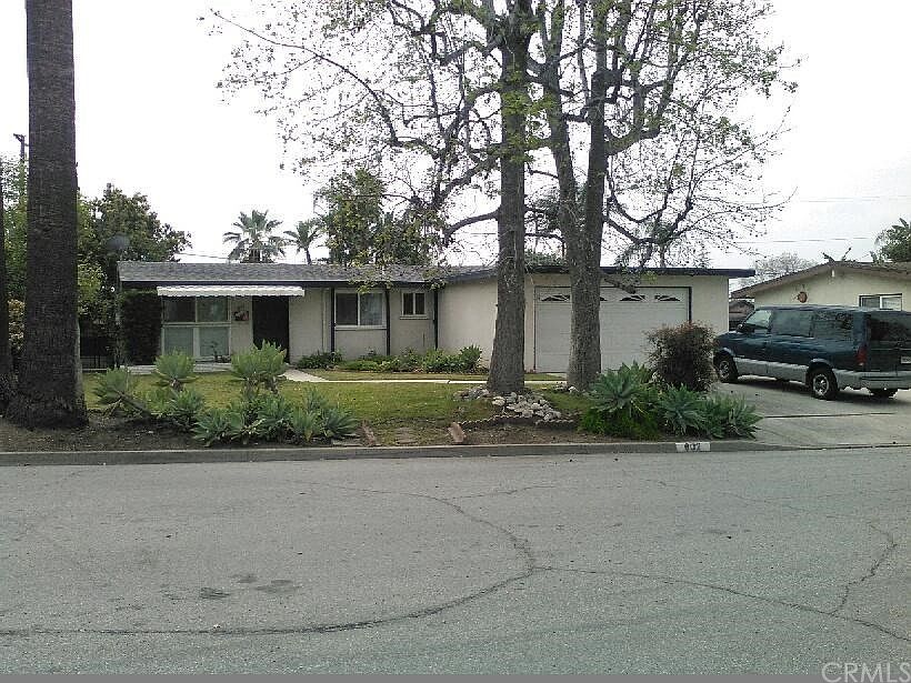 1st image of 602 Helensburg St