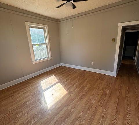 2nd image of 566 Franklin St