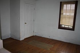 4th image of 41 Warren St