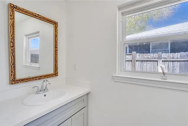 1300 Nursery Pl — Photo 9