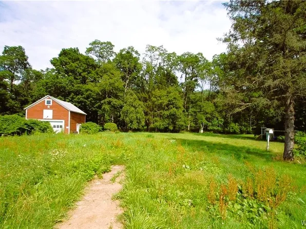 13 South St #32, Panama, NY 14767