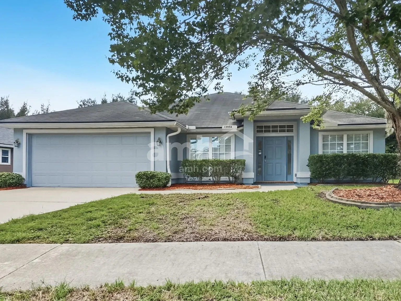 3 bed, 2.0 bath, 1823 sqft, $2,050 — Photo 1