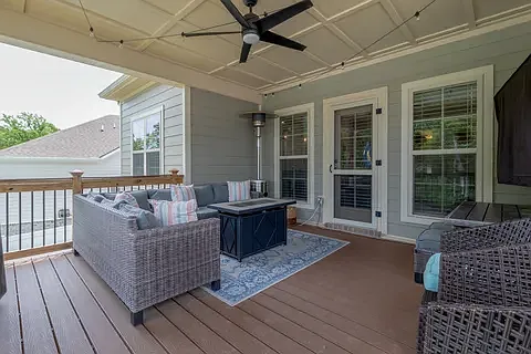 503 Cunningham Ct — Photo 11