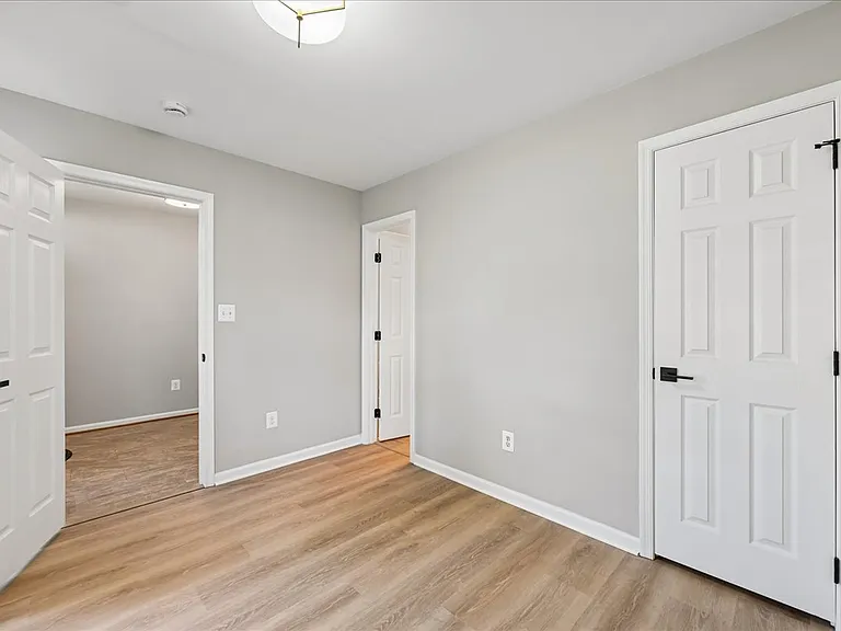 6153 Les Dorson Ln — Photo 18