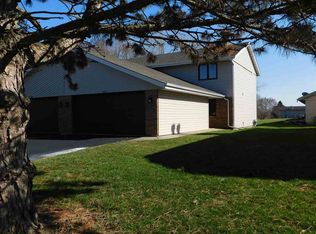 7327 Travertine Trl, Rockford, IL 61107