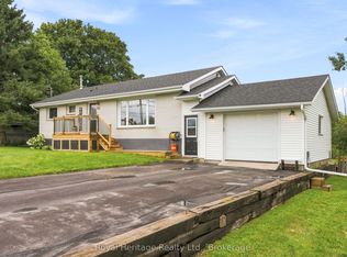 102 Johnstown Rd, Quinte West, ON K8V 5P8