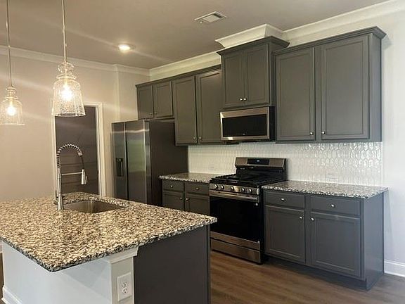 4th image of 3739 Ivy Cottage Dr