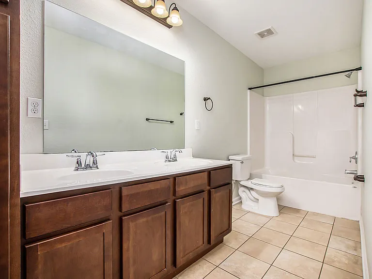 6411 Darnell St #6411 — Photo 4