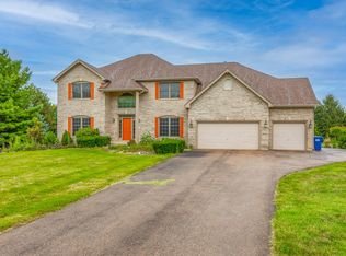 6N915 Ridge Line Rd, St Charles, IL 60175