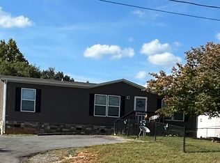 1512 Bloomingdale Rd, Kingsport, TN 37660