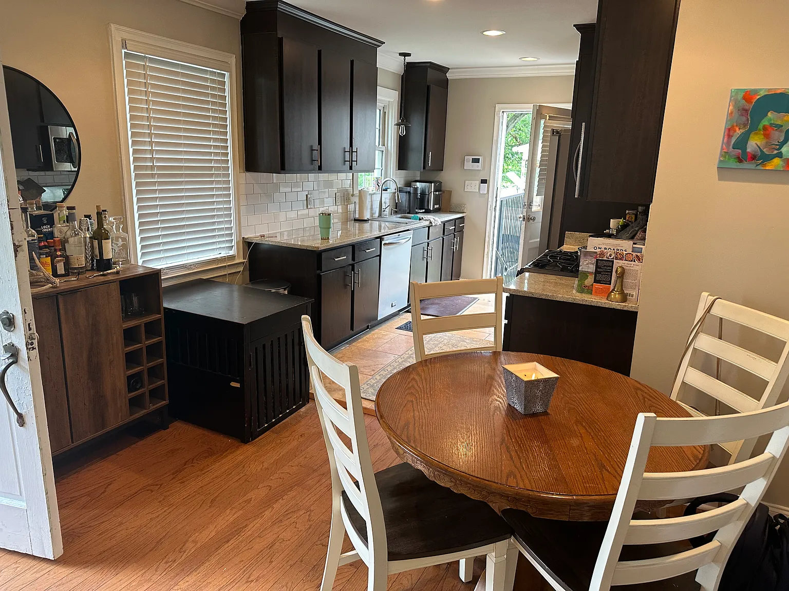 2 bed, 1000 sqft, $1,700 — Photo 2