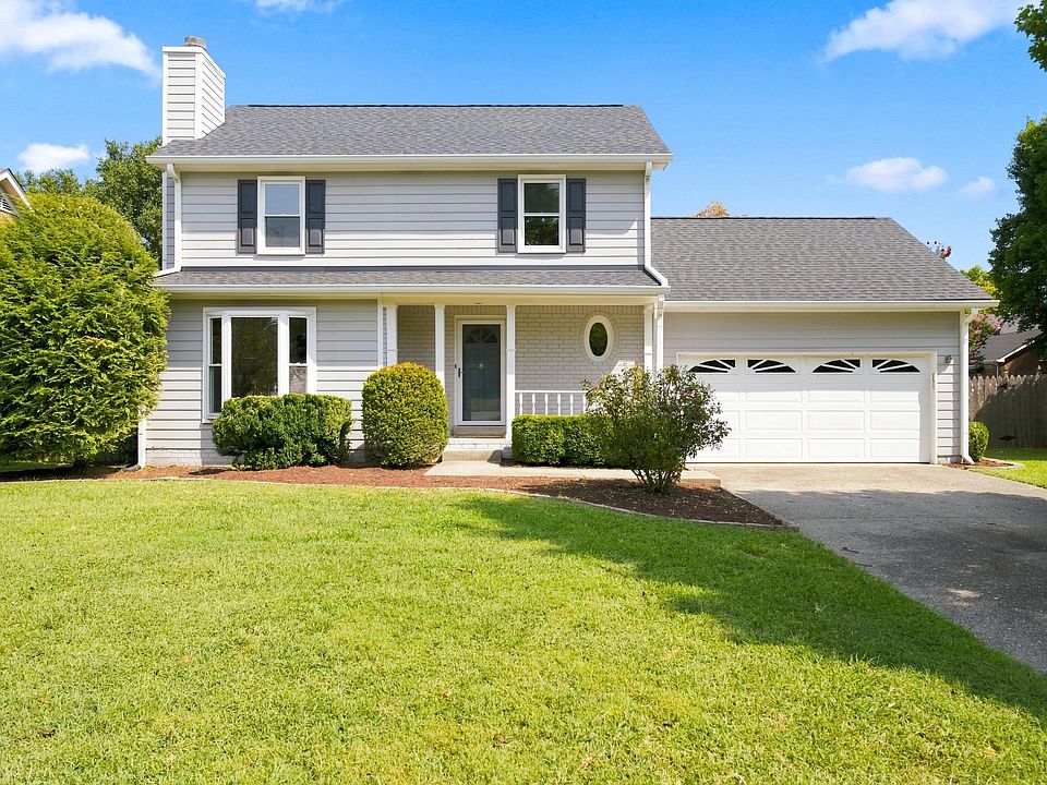 1st image of 1128 Hunters Chase Dr