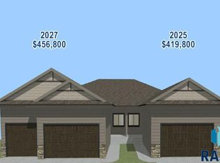 2027 S Sonoma Pl, Sioux Falls, SD 57106