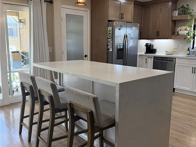 3165 Weatherby Dr — Photo 8