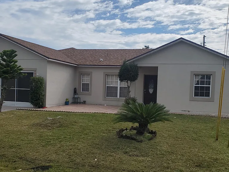 949 Van Loon Ct — Photo 1