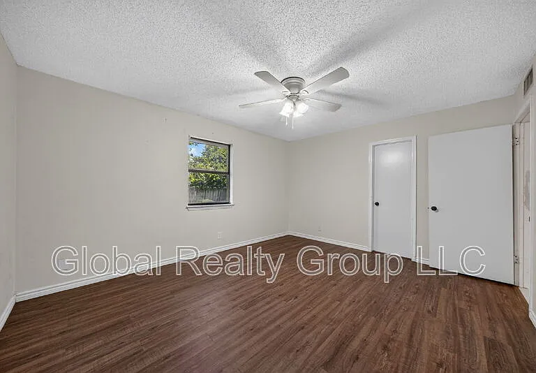 306 Meadow Dr — Photo 17