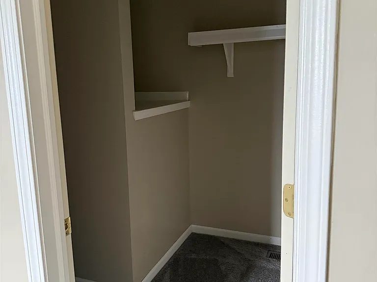 50101 S Horst Ct — Photo 15