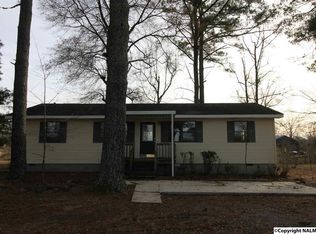 117 Timber Gap Cir, Hartselle, AL 35640